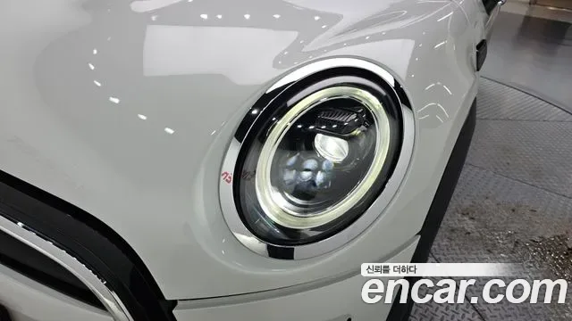 MINI Cooper III, миниатюра 6