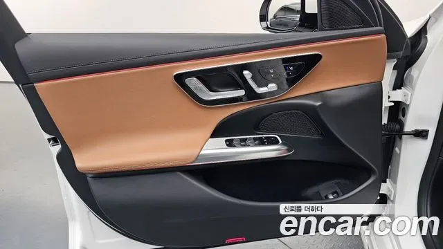 Mercedes-Benz E-Class E200 AMG Line, миниатюра 26