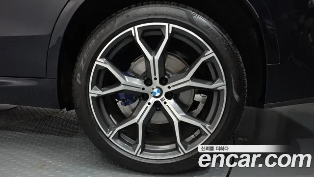 BMW X5 xDrive 40i M, миниатюра 9