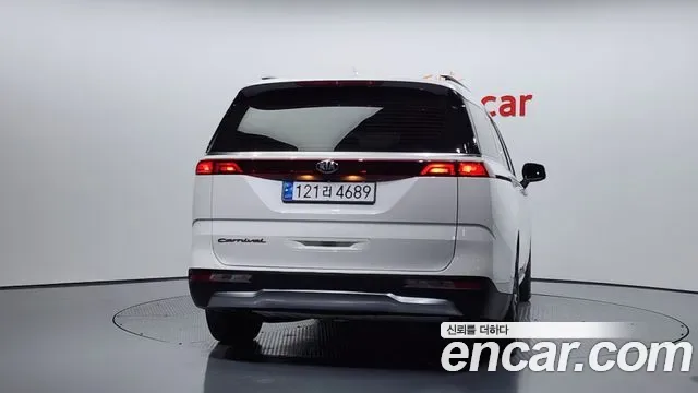 Kia Carnival дизель 9 мест, миниатюра 18