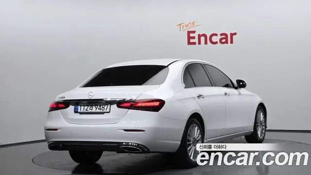 Mercedes-Benz E-Class E250, миниатюра 28