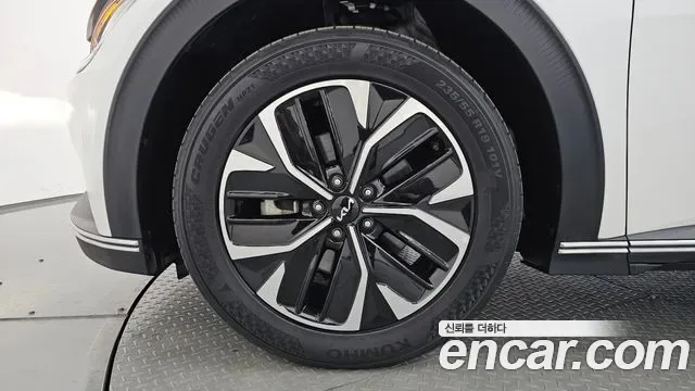 Kia EV6, миниатюра 6