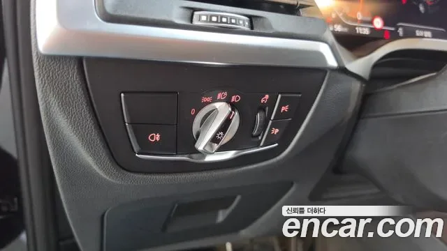 BMW X4 xDrive20i M, миниатюра 3
