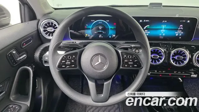 Mercedes-Benz A-Class A220, миниатюра 21