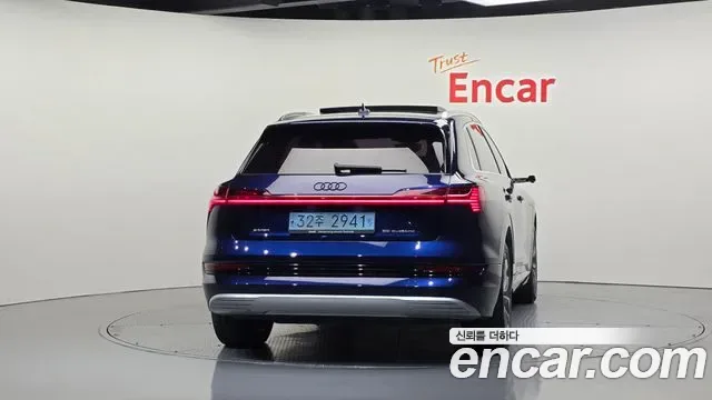 Audi e-, миниатюра 17