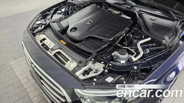 Mercedes-Benz E-Class E450 4MATIC, миниатюра 25