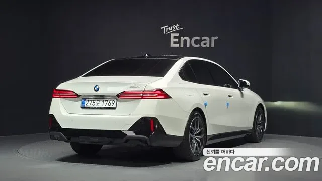 BMW 5 (G60) 520i M, миниатюра 4