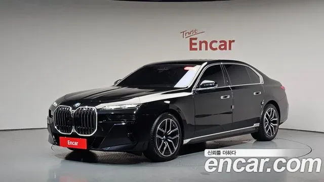BMW 7 (G70) 740i xDrive M