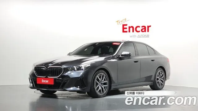 BMW 5 (G60) 520i M