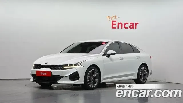 Kia K5 III 2.0 Signature