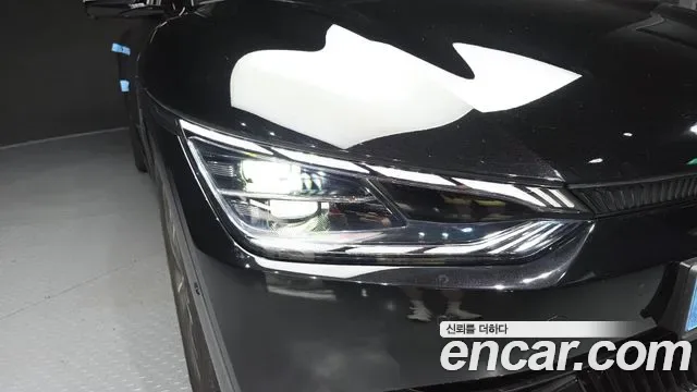 Kia EV6, миниатюра 11