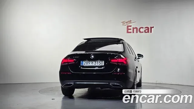 Mercedes-Benz A-Class A220, миниатюра 17