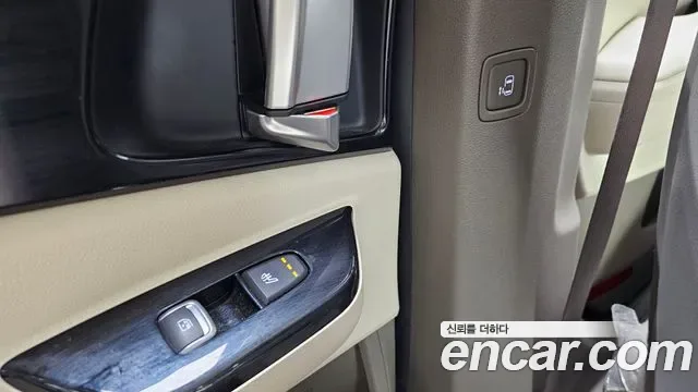 Kia Carnival бензин 9 мест, миниатюра 29