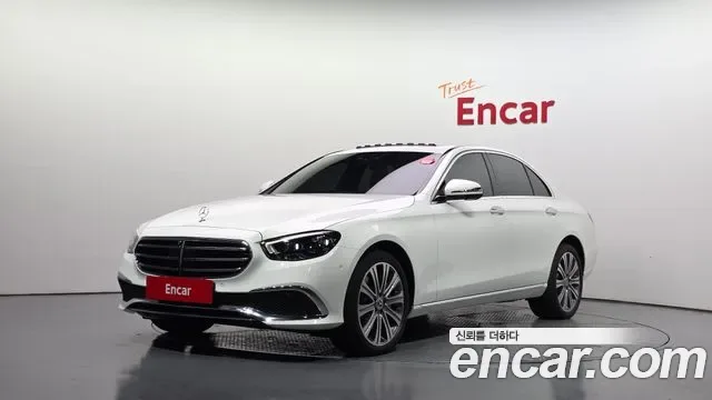 Mercedes-Benz E-Class E300e 4MATIC