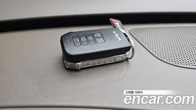 Kia Carnival дизель 9 мест Signature, миниатюра 2