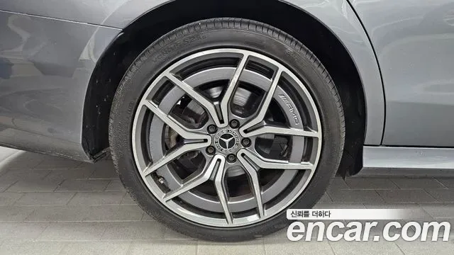 Mercedes-Benz E-Class E220d 4MATIC AMG Line, миниатюра 13
