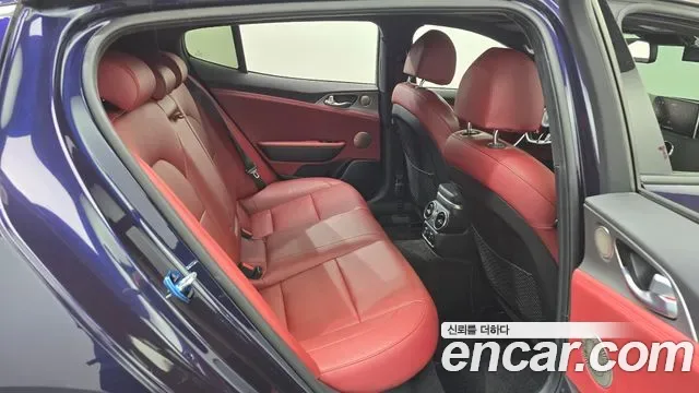 Kia Stinger 2.0 Turbo 2WD, миниатюра 14