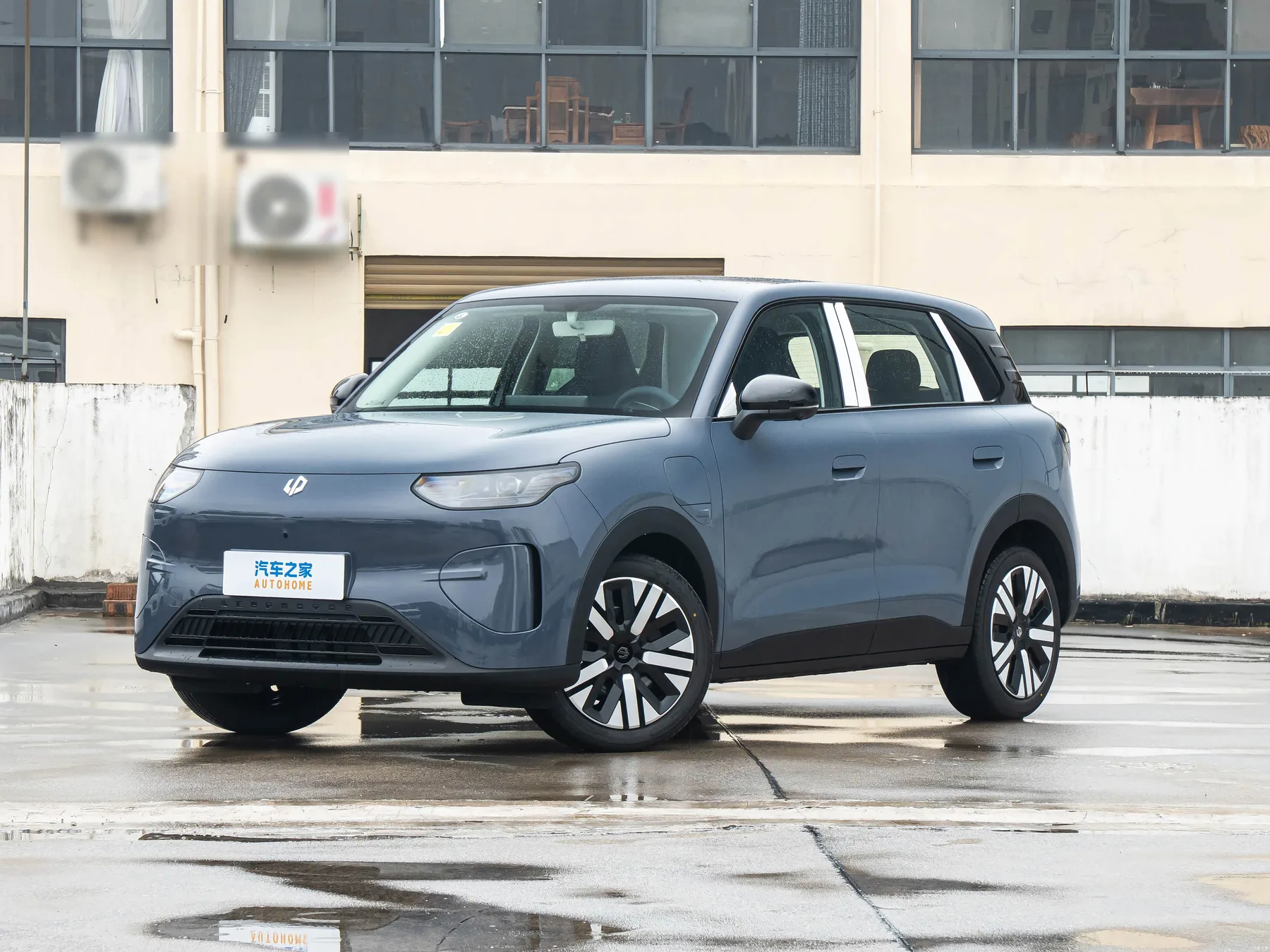 Leapmotor A10