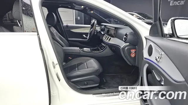 Mercedes-Benz E-Class E250, миниатюра 19