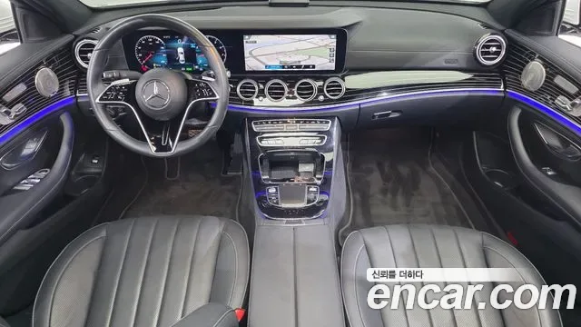 Mercedes-Benz E-Class E450 4MATIC, миниатюра 4