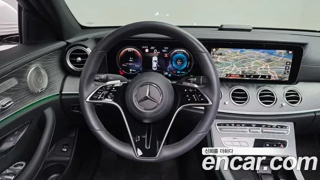 Mercedes-Benz E-Class E350 4MATIC, миниатюра 12