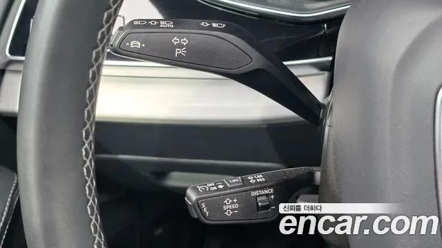 Audi Q8 55 TFSI Premium, миниатюра 11