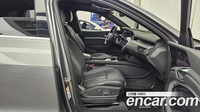 Audi e-, миниатюра 5