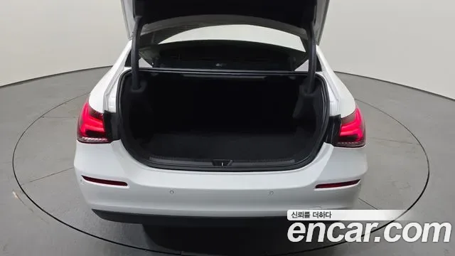 Mercedes-Benz A-Class A250 4MATIC, миниатюра 18
