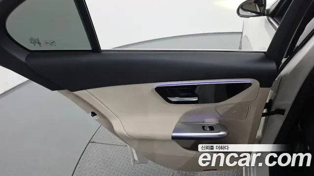 Mercedes-Benz C-Class C300 4MATIC, миниатюра 19