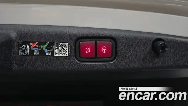 Mercedes-Benz E-Class E200, миниатюра 6