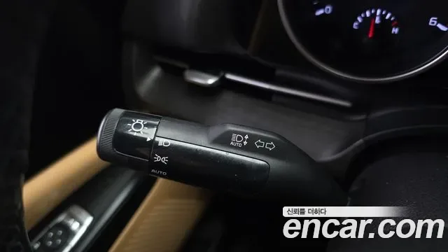 Kia Carnival дизель 9 мест Prestige, миниатюра 14