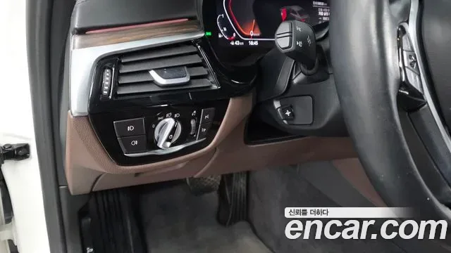 BMW 5 (G30) 530i xDrive, миниатюра 30