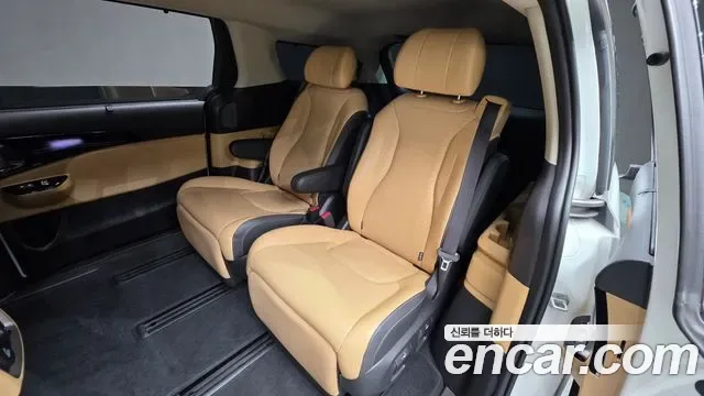 Kia Carnival бензин 7 мест Signature, миниатюра 9