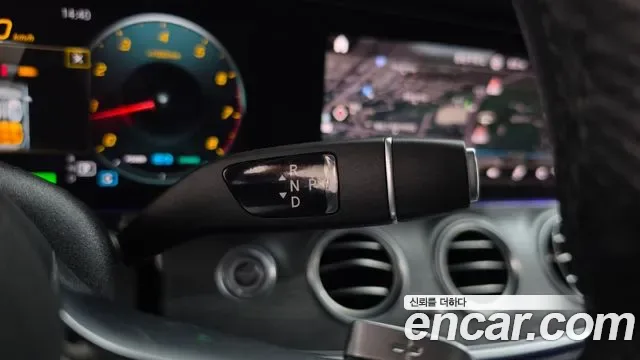 Mercedes-Benz E-Class E350 4MATIC AMG Line, миниатюра 22