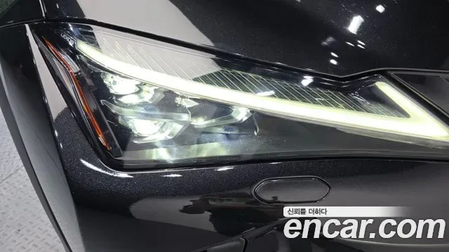 Lexus UX 2.0 F-Sport 2WD, миниатюра 8