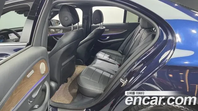 Mercedes-Benz E-Class E250, миниатюра 29