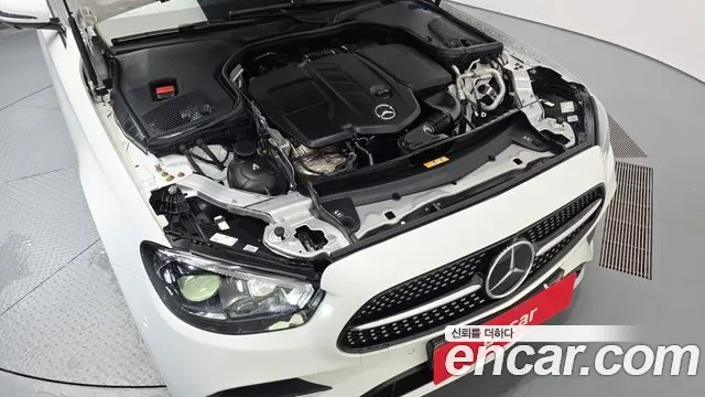 Mercedes-Benz E-Class E220d 4MATIC AMG Line, миниатюра 20