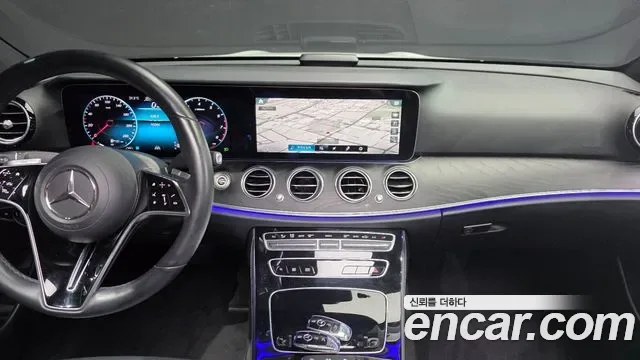 Mercedes-Benz E-Class E250, миниатюра 14