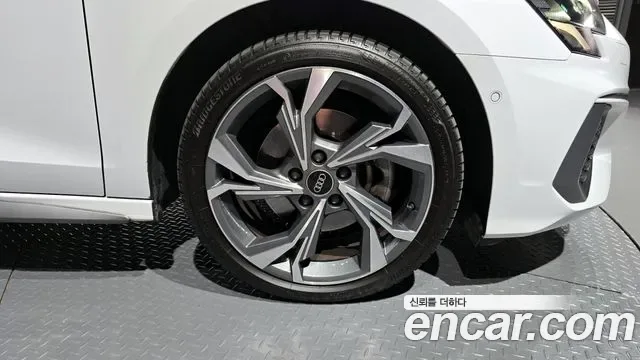 Audi A3 40 TFSI Premium, миниатюра 3