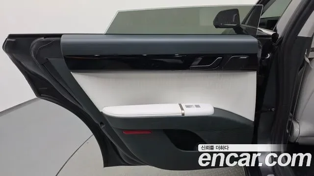 Hyundai Grandeur Calligraphy, миниатюра 9