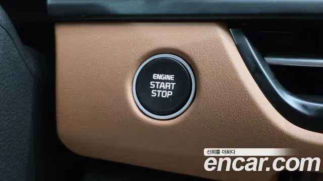 Kia Seltos бензин 1.6 Turbo 2WD Signature, миниатюра 4