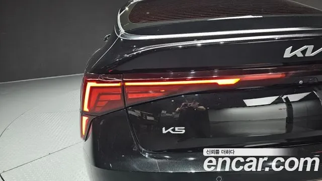 Kia K5 гибрид III Signature, миниатюра 3