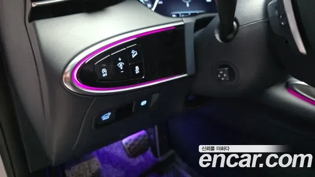 Genesis GV70 2.5T бензин AWD ( ), миниатюра 7