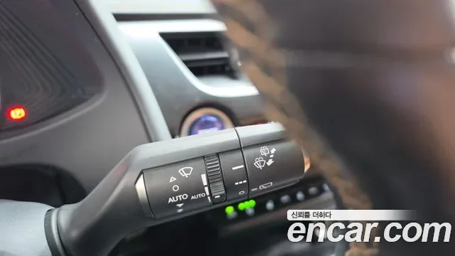 Lexus UX 2.0 2WD, миниатюра 24