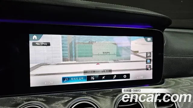 Mercedes-Benz E-Class E350 4MATIC AMG Line, миниатюра 17