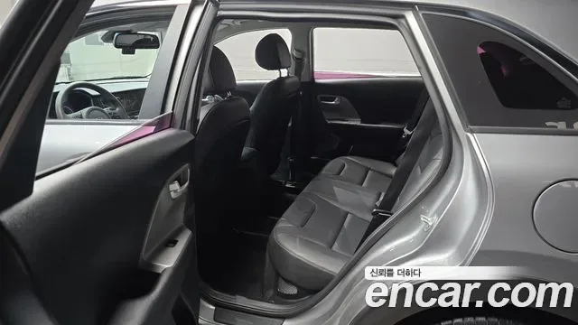Kia Niro 1.6 HEV, миниатюра 19