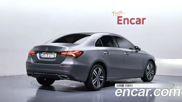 Mercedes-Benz A-Class A200d, миниатюра 8