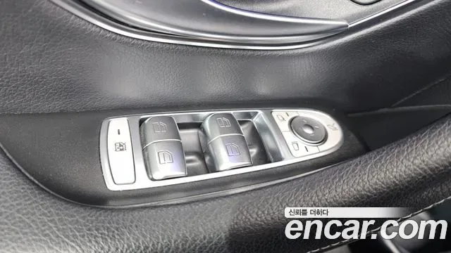 Mercedes-Benz E-Class E220d 4MATIC AMG Line, миниатюра 7