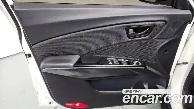KGM Tivoli бензин 1.5 2WD V3, миниатюра 6