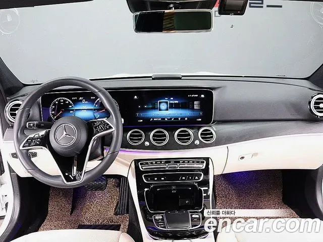 Mercedes-Benz E-Class E250, миниатюра 4
